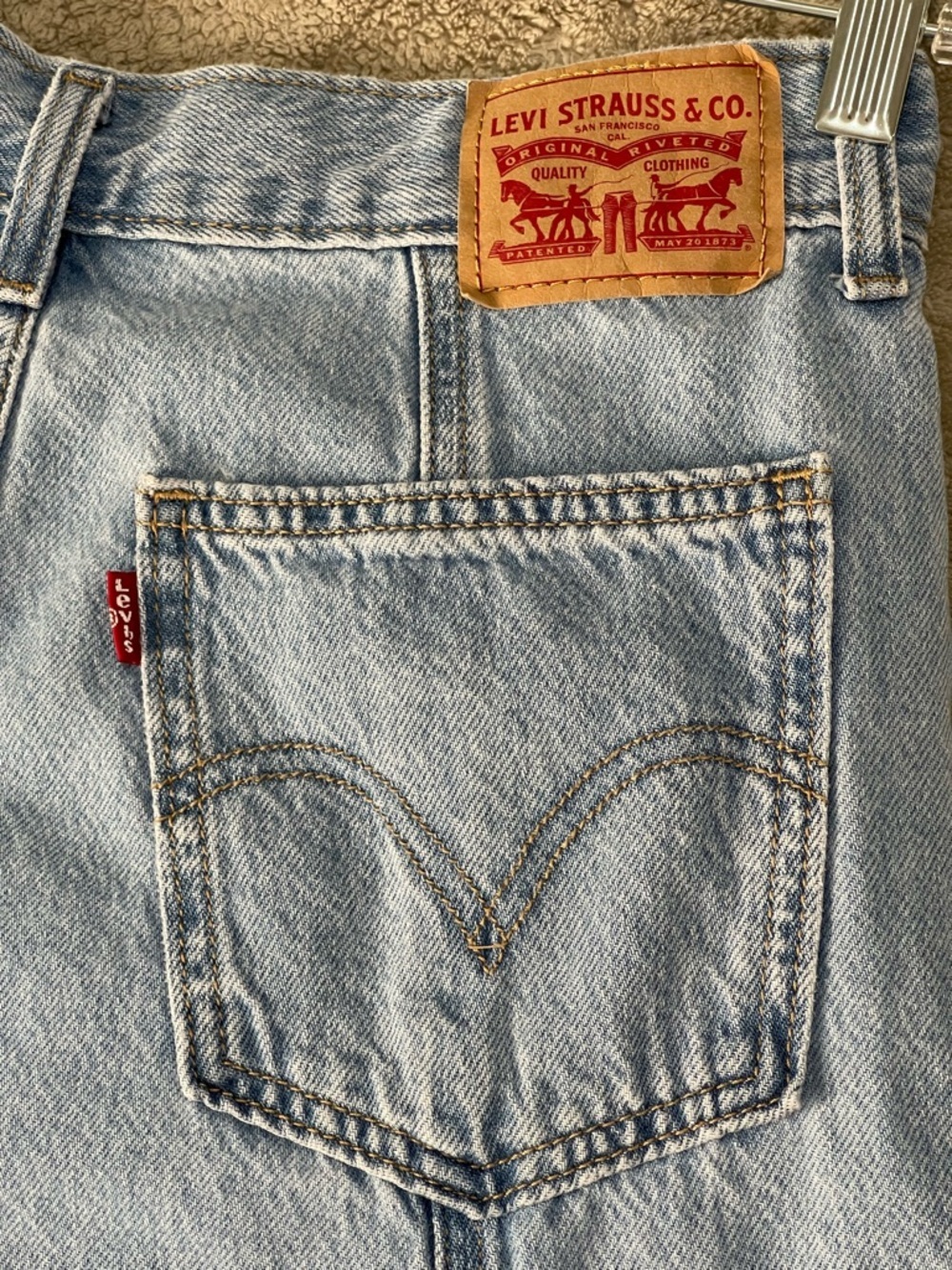 Levi's Women’s Size 28 Midi Rise Fit Flare Denim Skirt Light Blue - Picture 10 of 16
